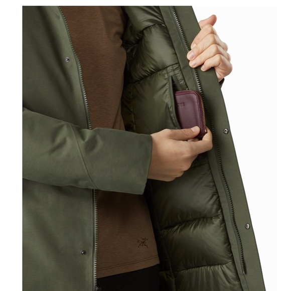 BNWT Large Arc’teryx Patera Parka - Picture 6 of 13